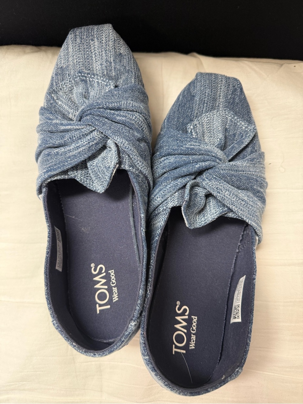 TOMS Women's Denim-Style Knotted Slip-On Flats in Light Blue